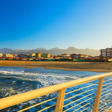 Caravel 9 Λίντο ντι Καμαϊόρε