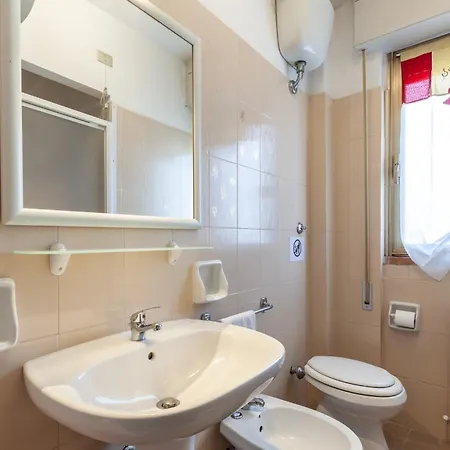 Caravel 9 * Lido di Camaiore